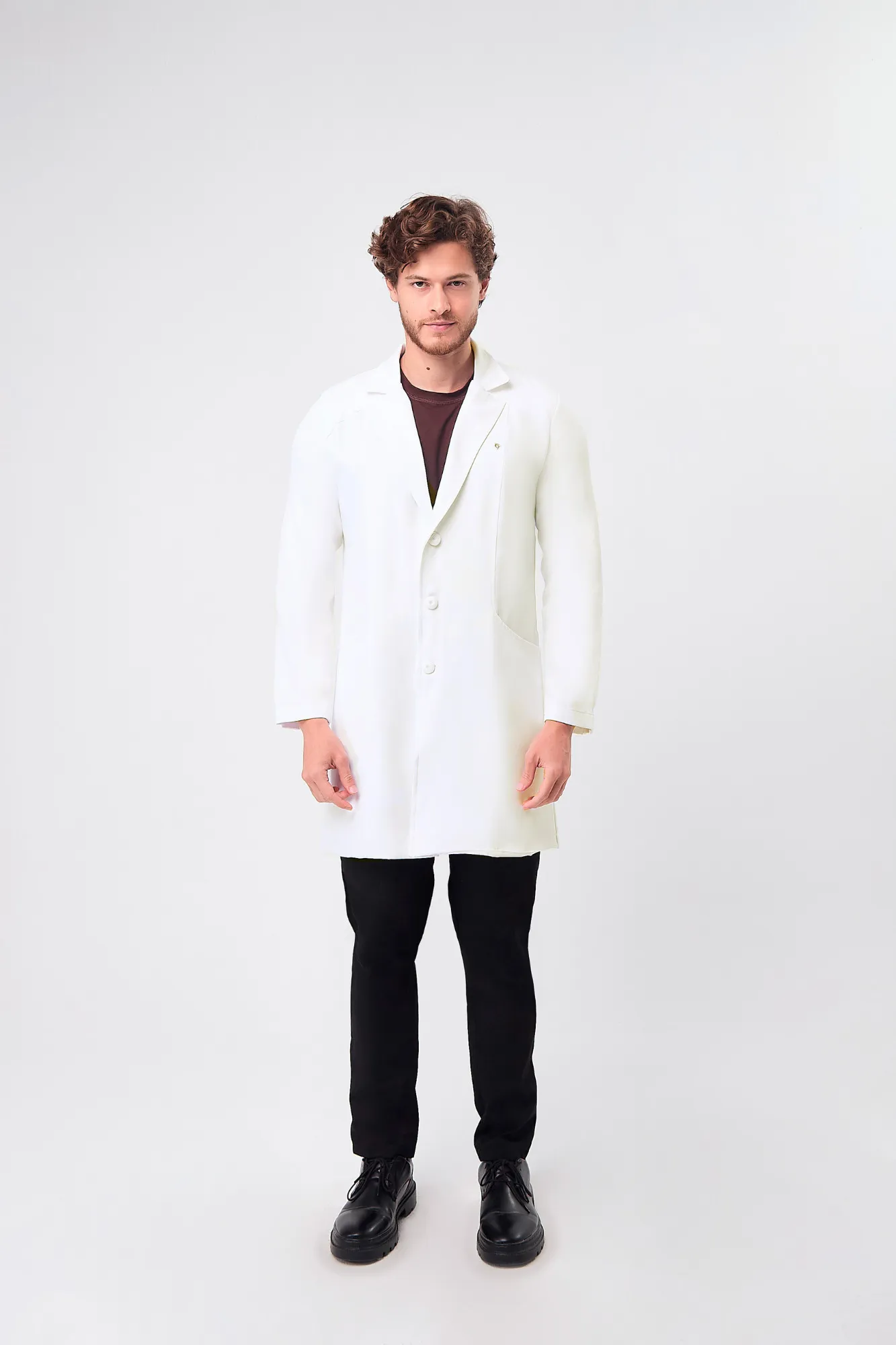Jaleco Lumière masculino off-white com gola de lapela