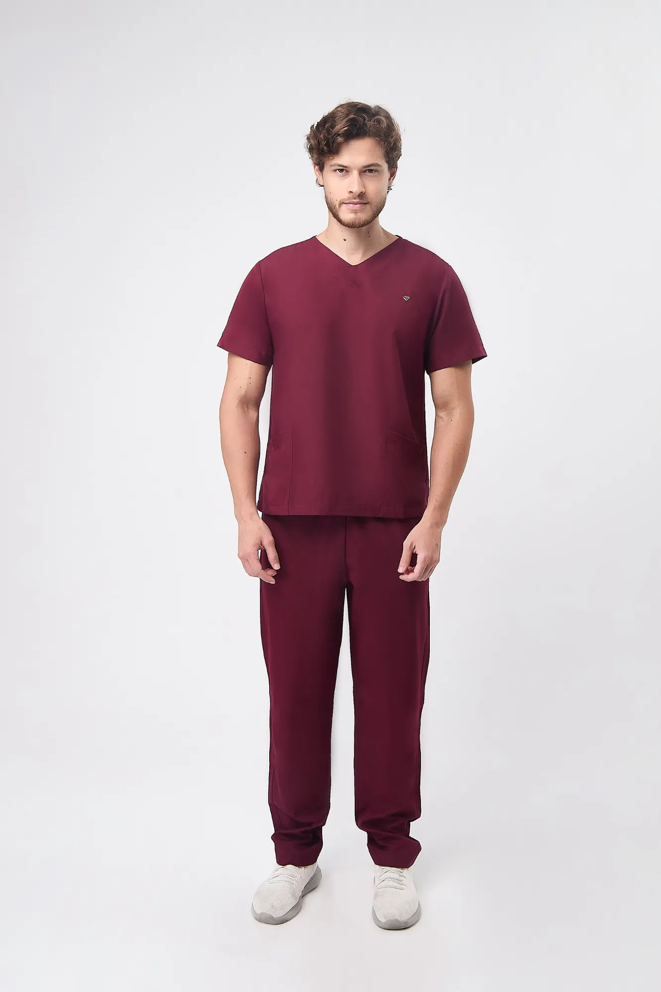 Conjunto de scrub Universitário masculino bordô